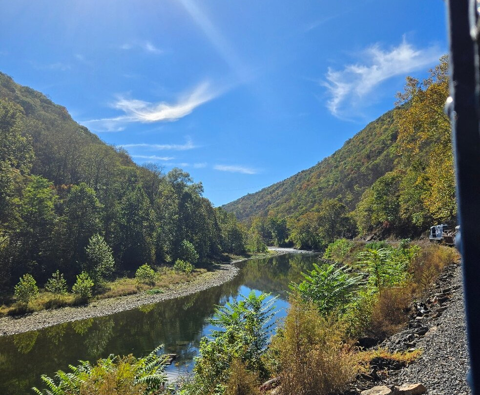 Potomac Eagle Scenic Railroad-Romney必去景点