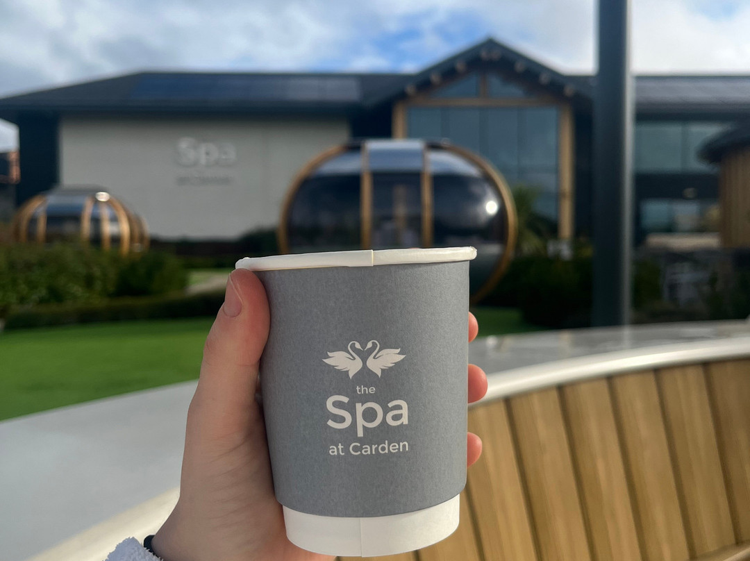 Carden Park Hotel主图