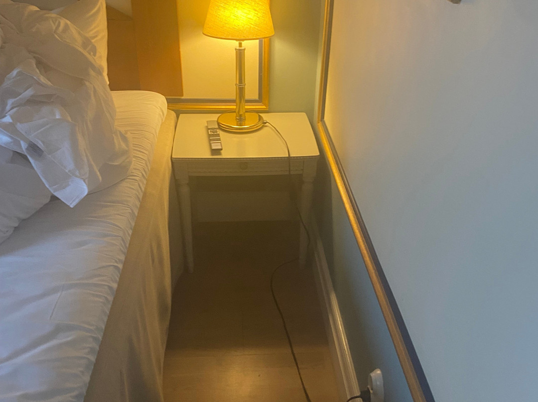 隆德大酒店主图