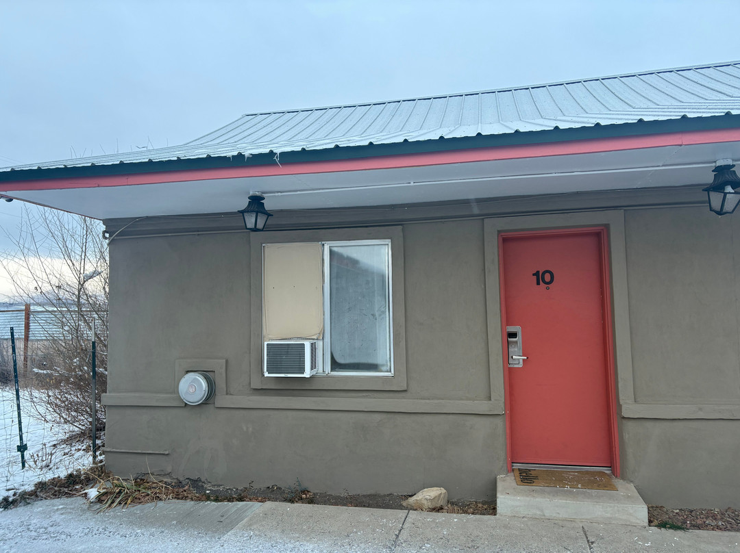 The Lamplighter Lodge主图