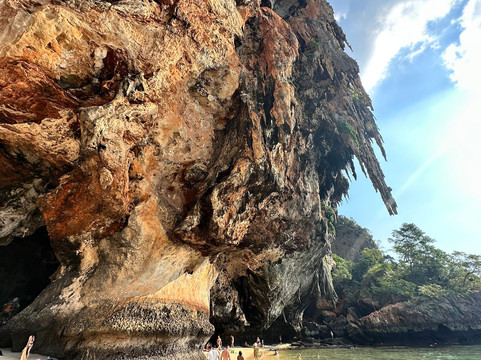 GR Rungtawan Co., Ltd.-奥南必去景点