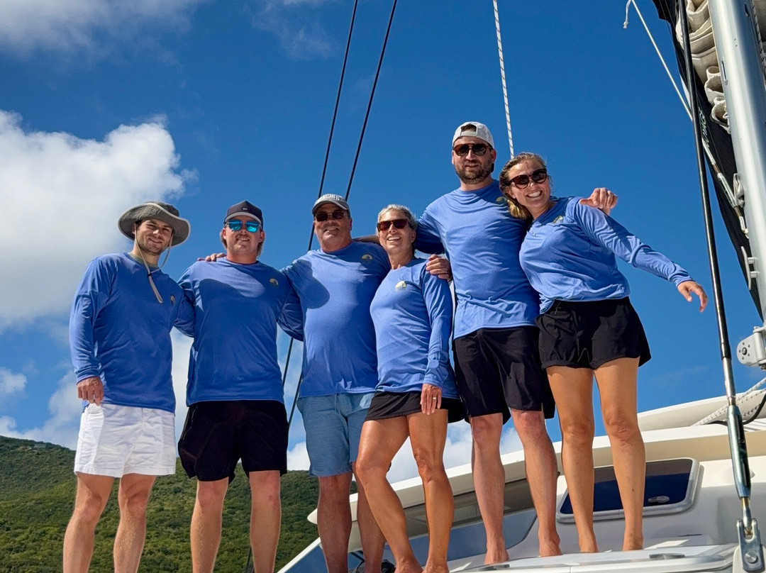 Voyage Charters-托土拉必去景点