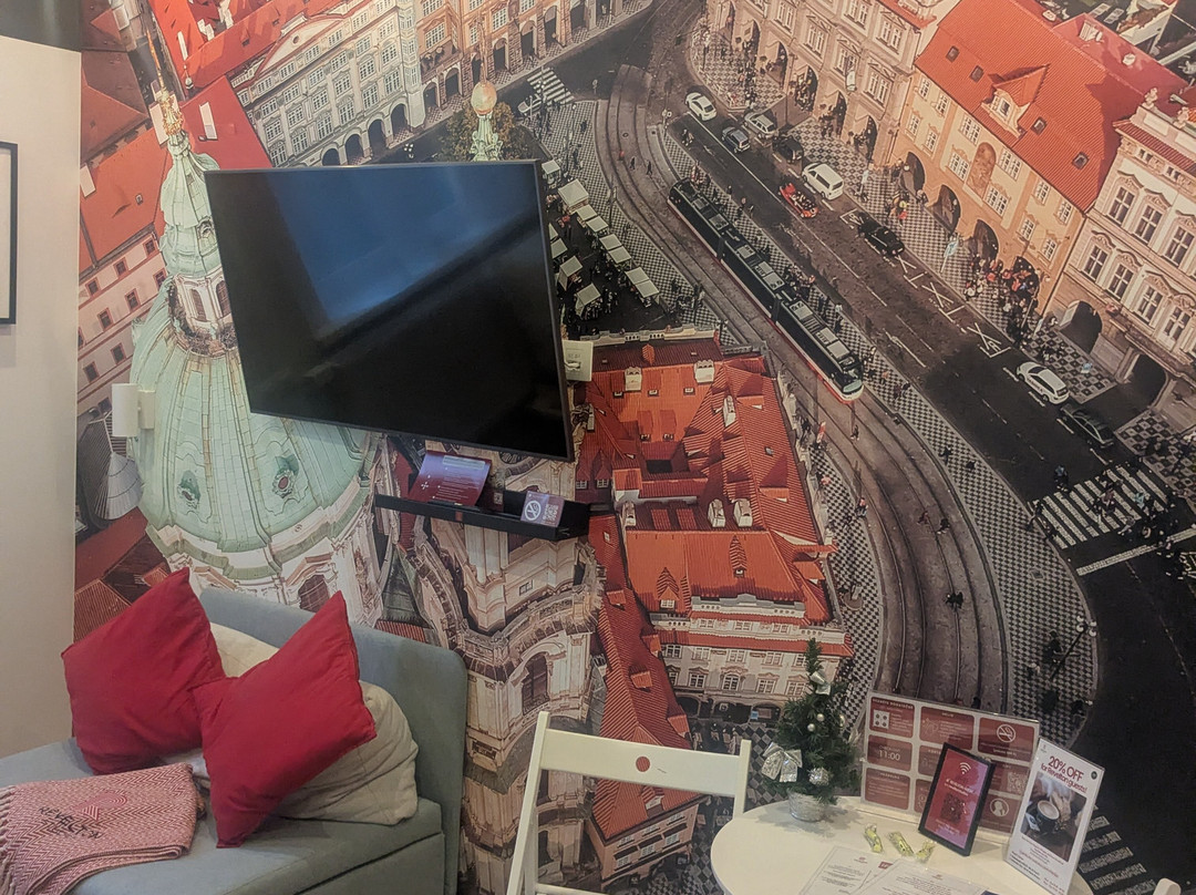 Revelton Studios Prague主图