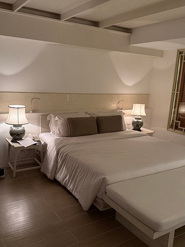 阿瓦度假酒店主图