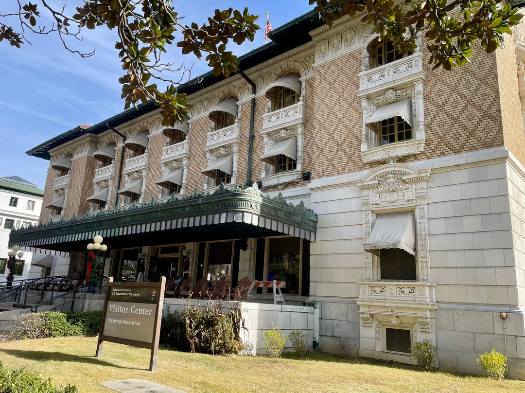 Bathhouse Row-温泉城必去景点