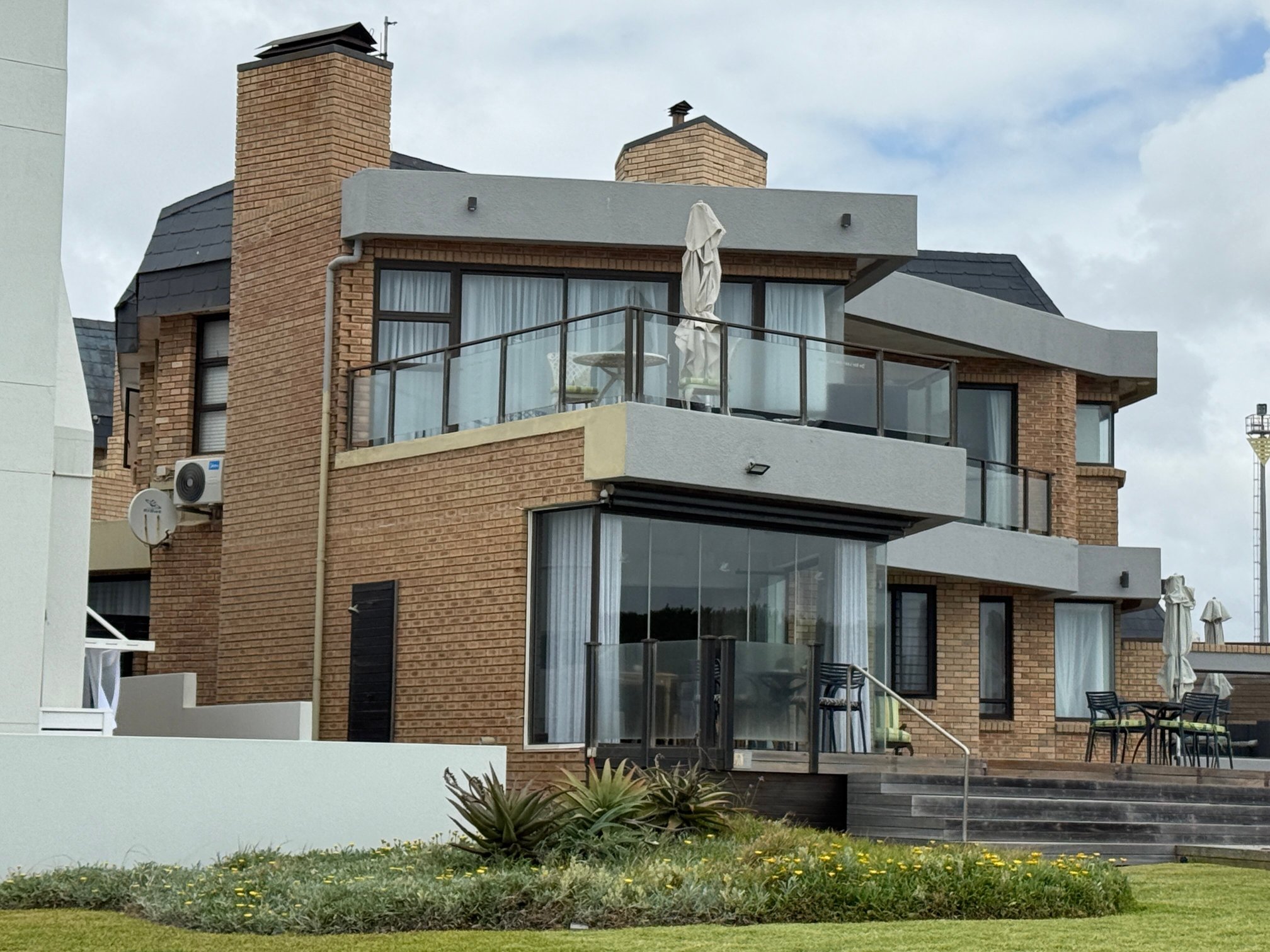 African Oceans Manor on the Beach-浴室