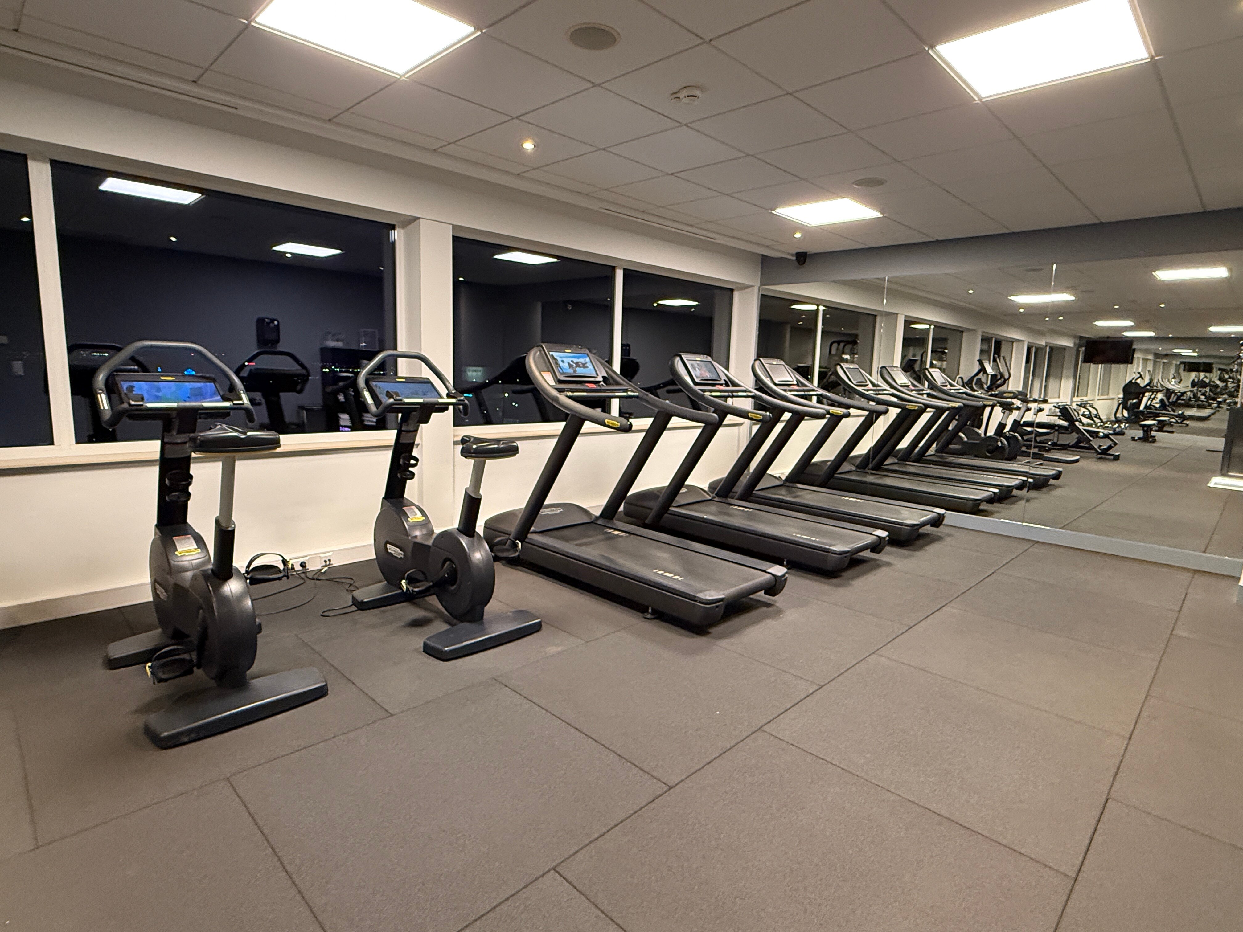 Radisson Blu Hotel Amsterdam Airport, Schiphol-官方