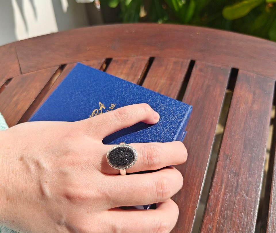 Dara Gems & Jewellery-Moragalla必去景点