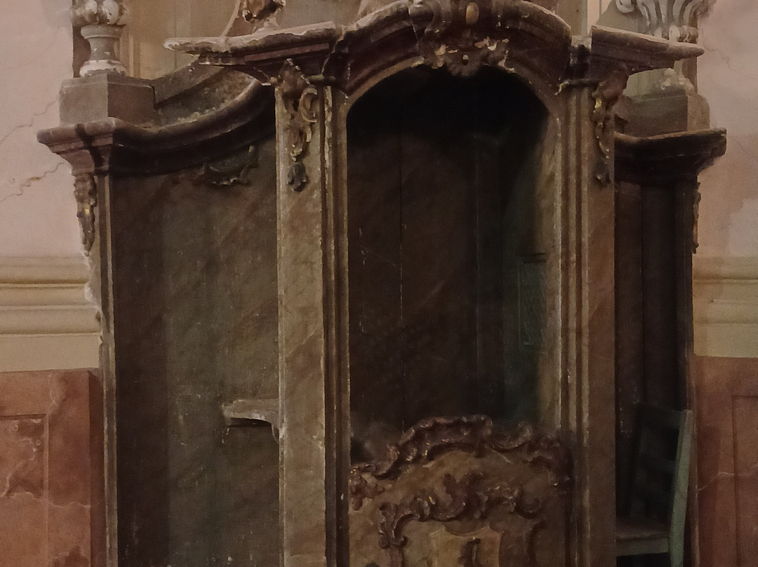 Church of St Peter and St Paul-Male Brezno必去景点