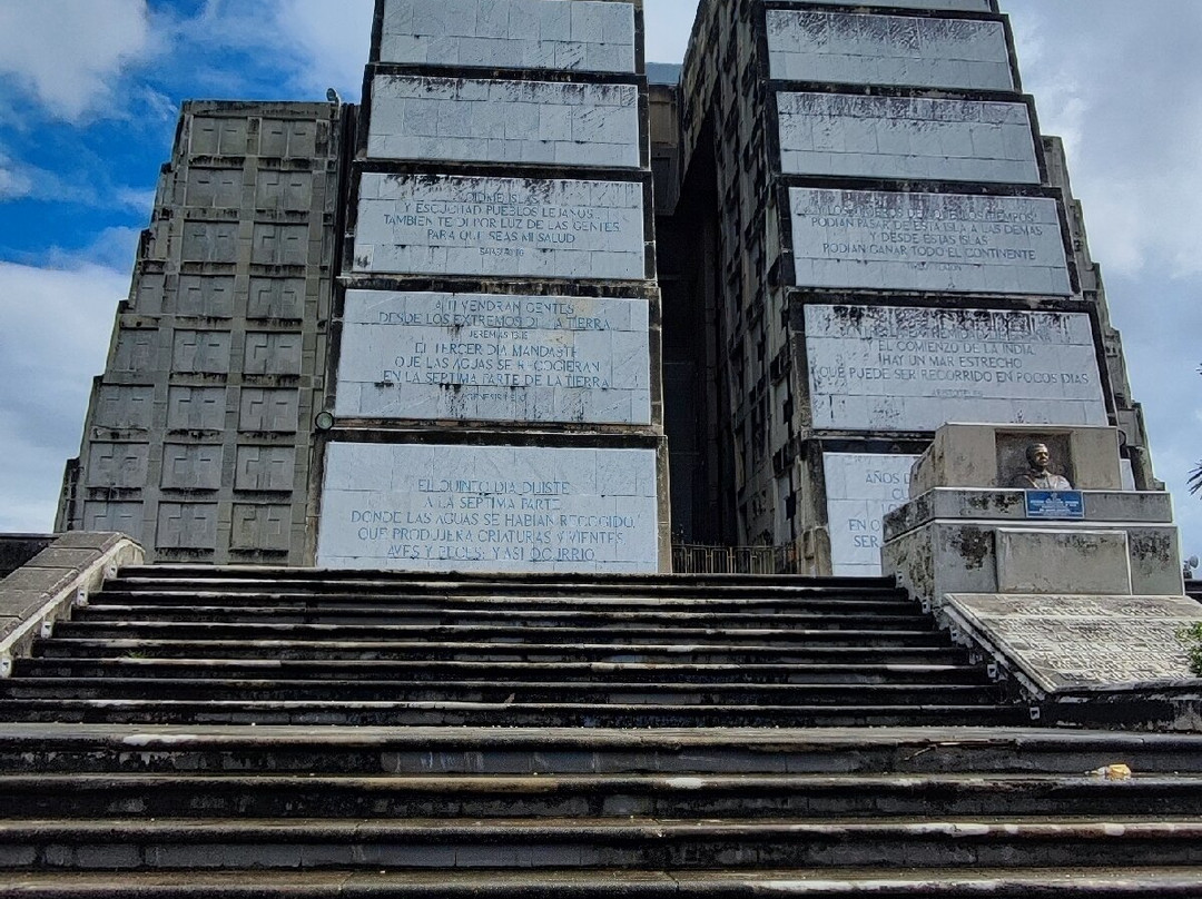 Columbus Lighthouse (Faro A Colon)-圣多明哥必去景点