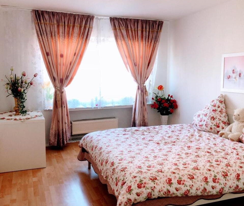 2 Privatzimmer , Dusche /WC nahe Koln