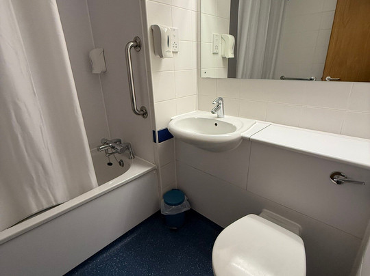 Travelodge Bicester Cherwell Valley M40主图