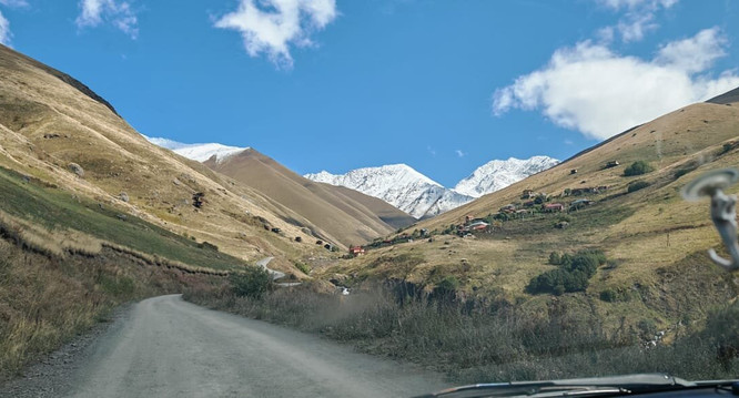 Juta Mountain Chaukhebi Road-Juta必去景点