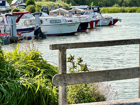Buscot Weir-Buscot必去景点