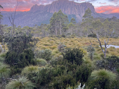 The Overland Track-摇篮山圣克莱尔湖国家公园必去景点