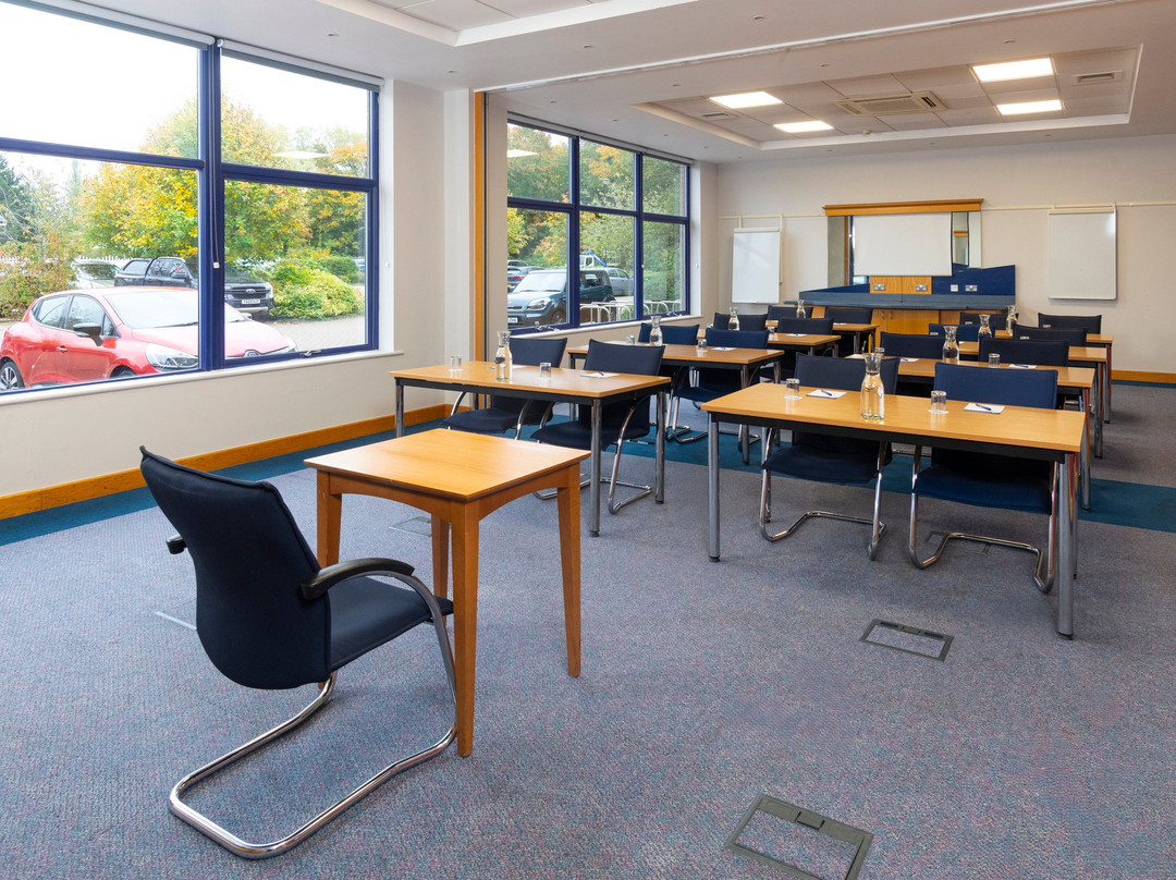 米尔顿凯恩斯智选假日酒店主图