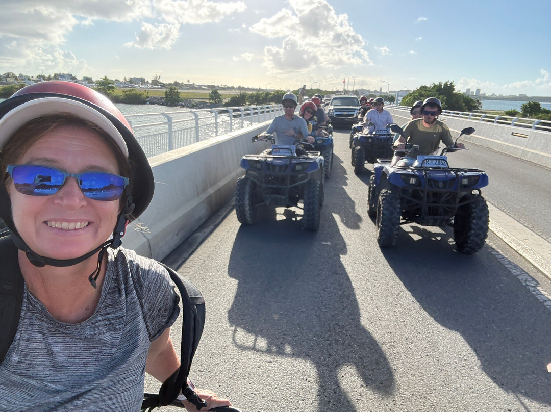 A One Car Rental-Sint Maarten必去景点