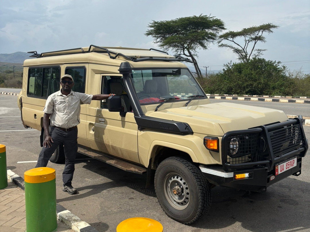 Exclusive Uganda Safaris-坎帕拉必去景点