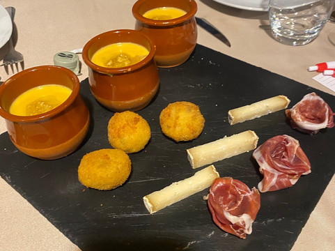 Bodegues Besalduch Valls & Bellmunt-Sant Mateu必去景点