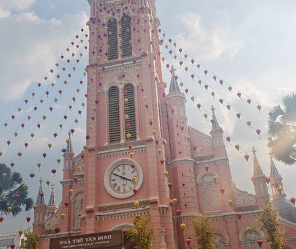 耶稣圣心堂-胡志明市必去景点
