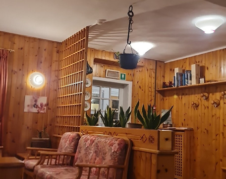 艾尔伯格K2酒店主图