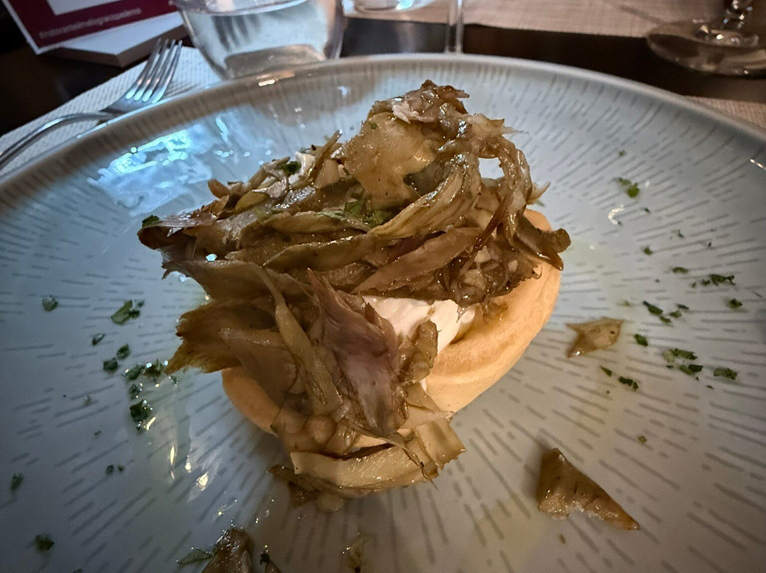 圣贾克摩活动及养生红酒酒店主图