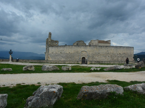 Château De Lacoste-Lacoste必去景点