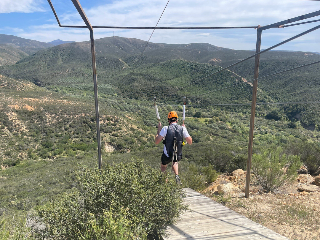 Desert Nest Zip Line-恩塞纳达必去景点