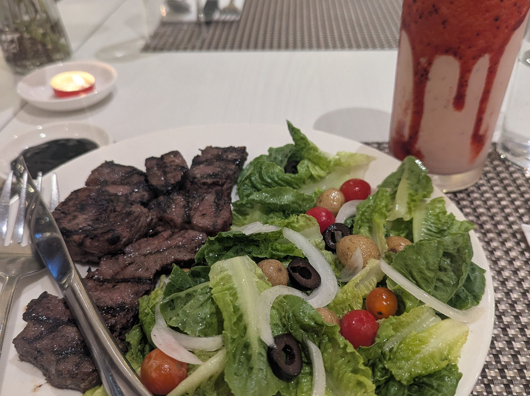 桑托斯将军城峰会大酒店主图