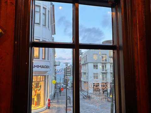 Dillon Whiskey Bar-雷克雅未克必去景点