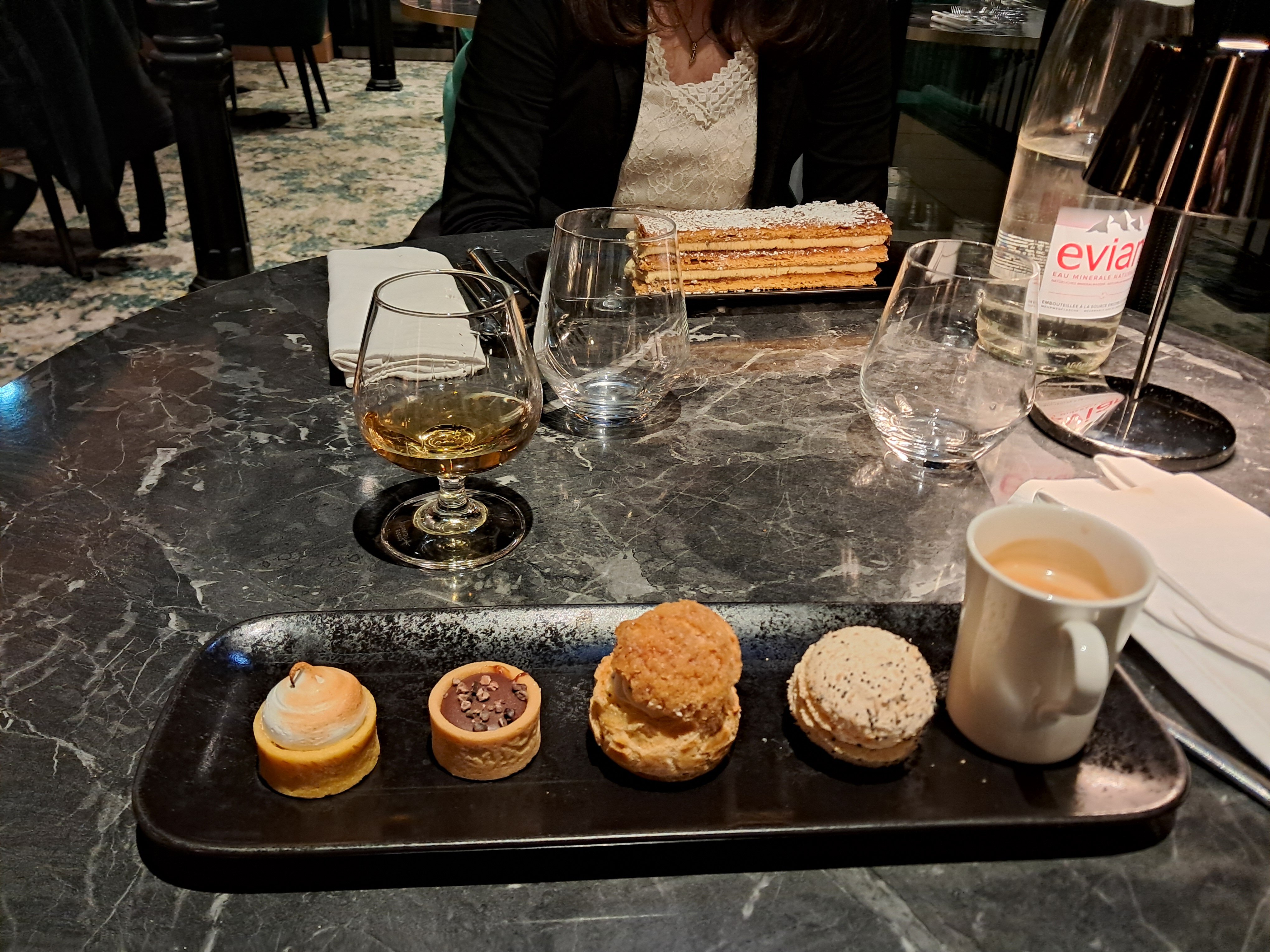 阿巴耶维勒内弗酒店-官方