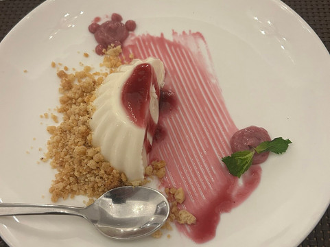 欧洲大酒店主图