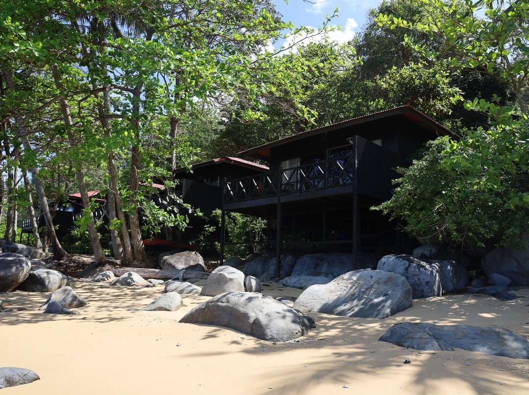 梅丽娜海滩度假村酒店主图