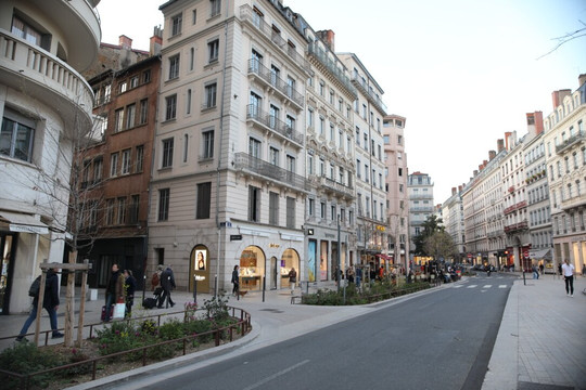 La Place des Jacobins-里昂必去景点