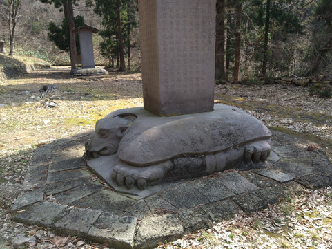 Aizuhanshu Matsudaira Family Grave-会津若松市必去景点