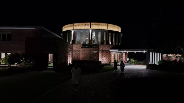 克里帕尼迪拉杰吉尔度假村-旅行者