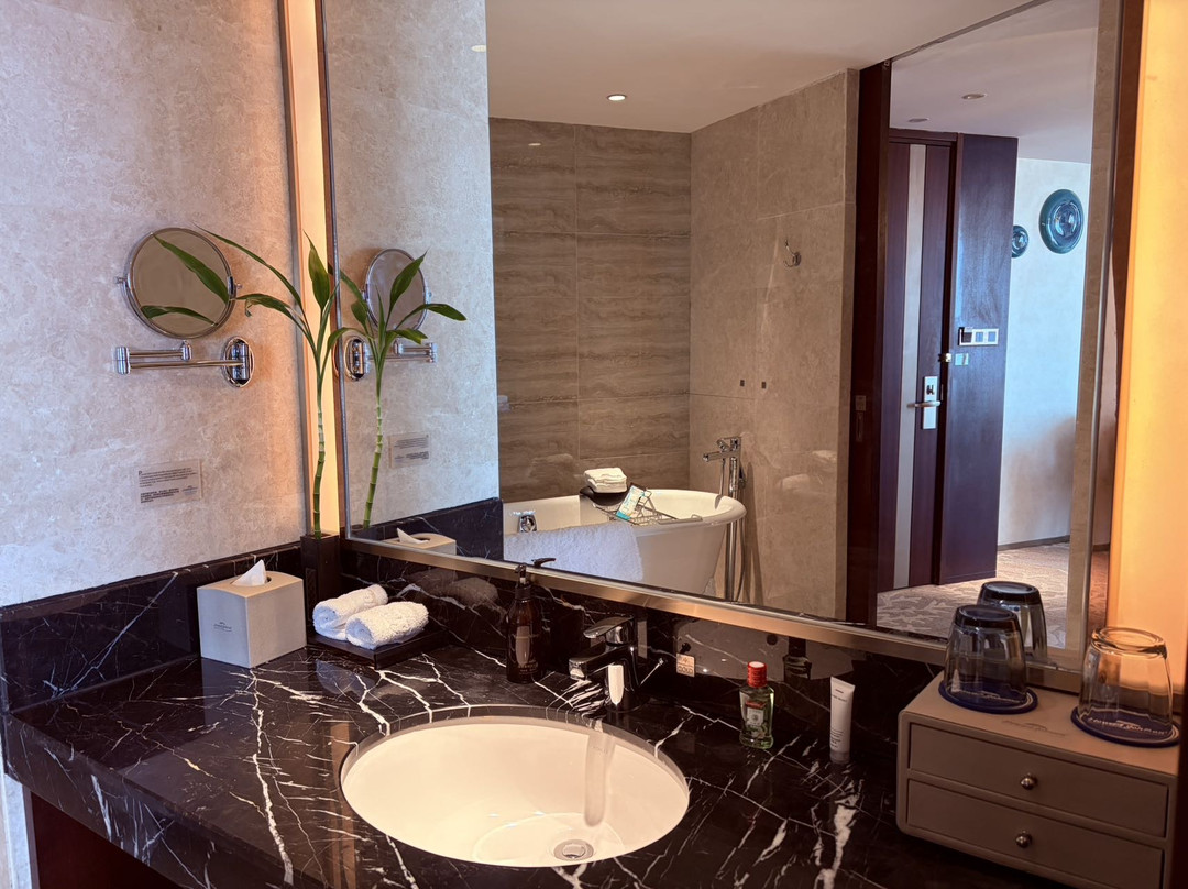 威海香海豪生度假酒店主图