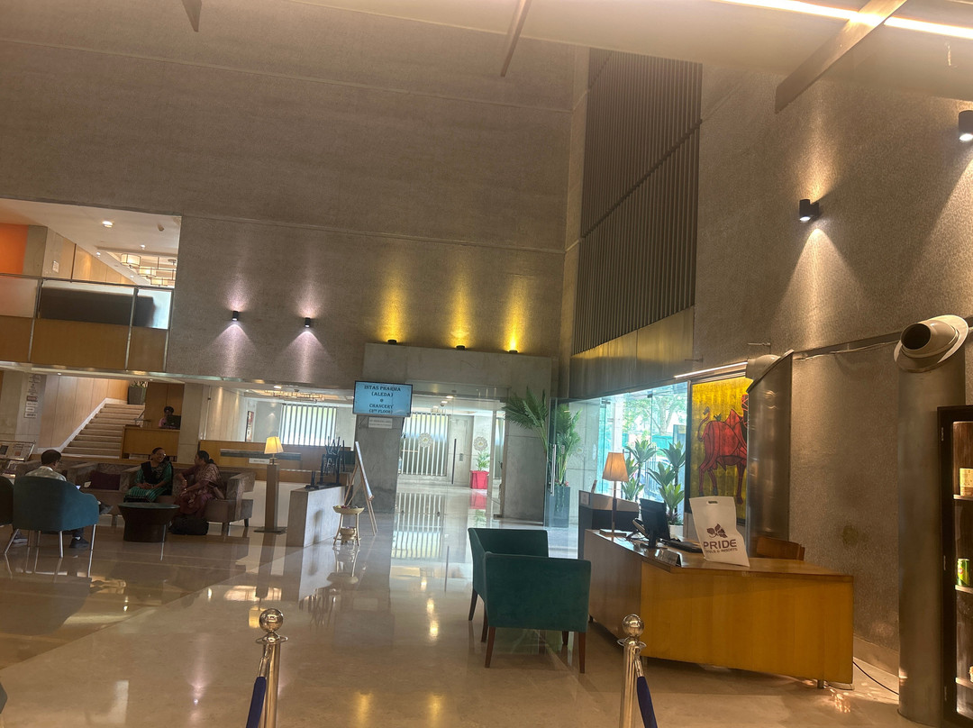 艾哈迈达巴德傲世广场酒店主图