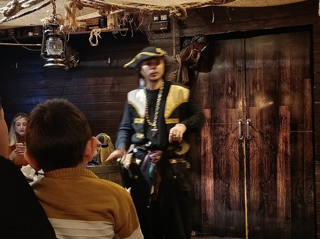 Aventura Pirata-康泊琉海水浴场必去景点