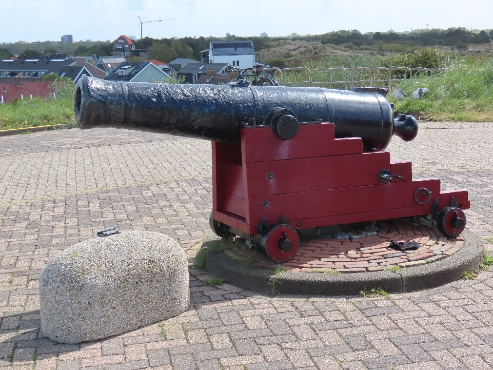 Fort Kijkduin (Museum and Aquarium)-登海尔德必去景点