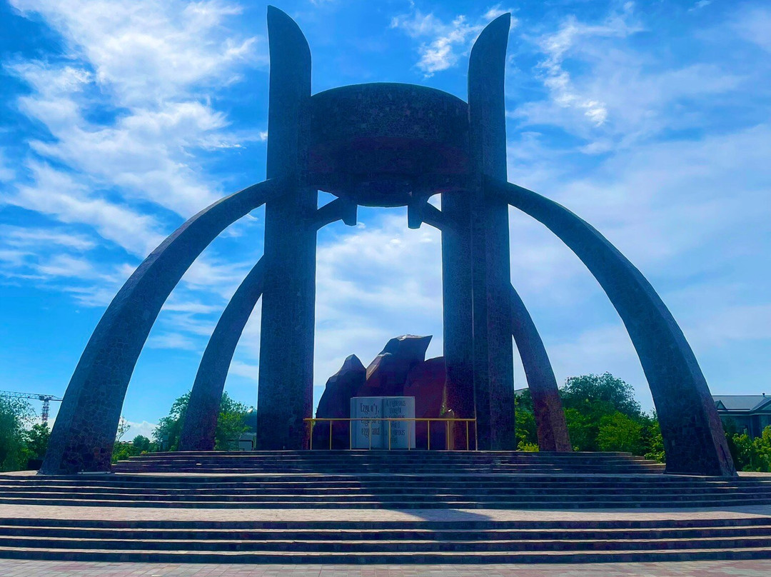 Avesto Monument-Urgench必去景点