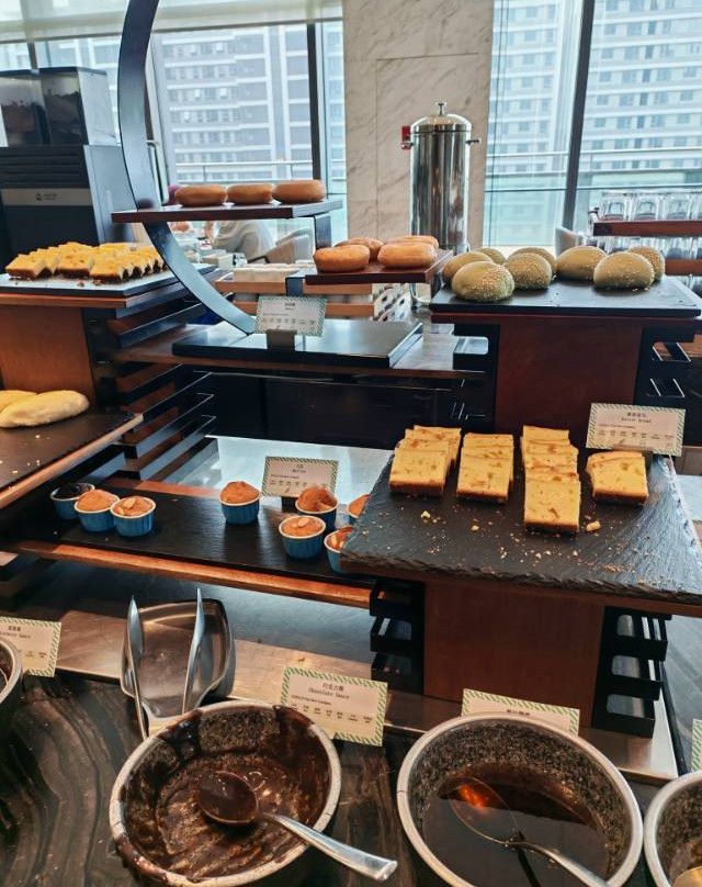 平湖卓越雅高铂尔曼酒店主图