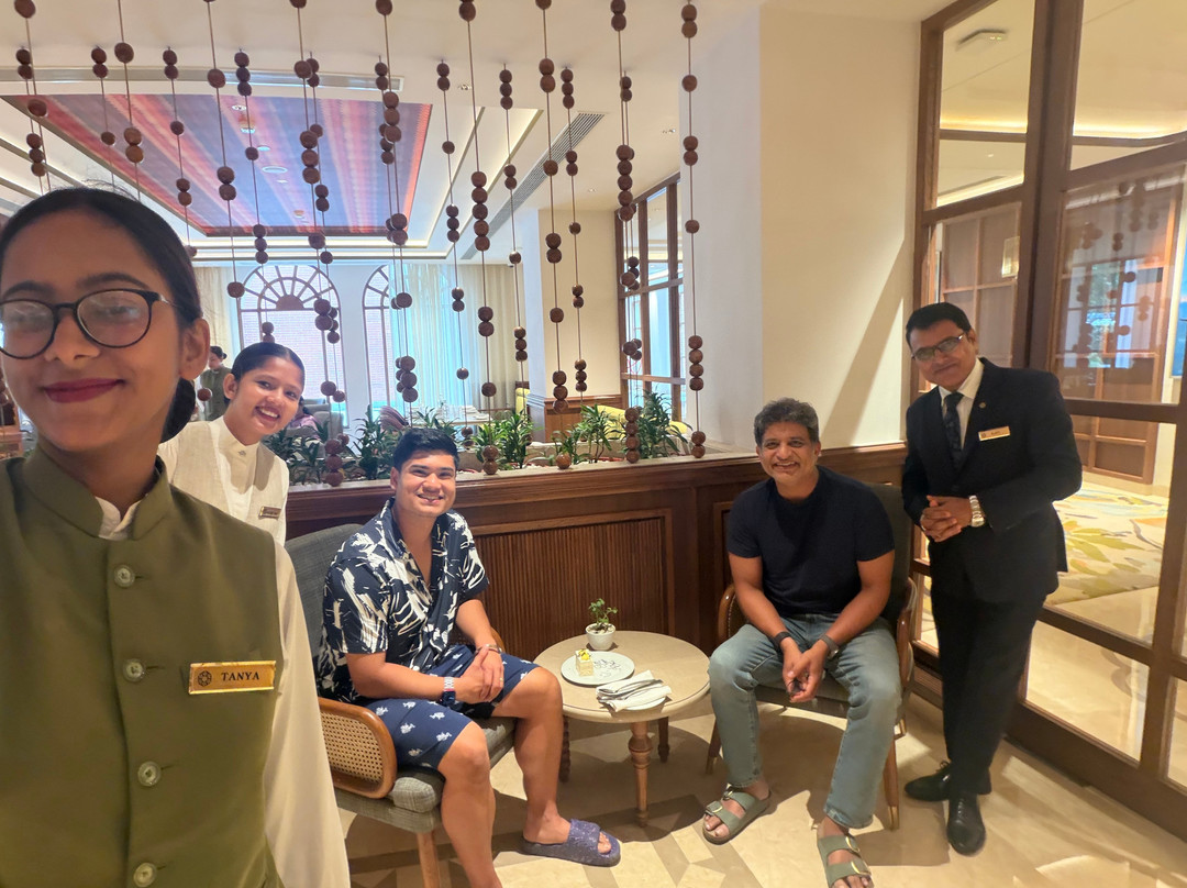 菠罗奈斯泰姬恒河酒店主图