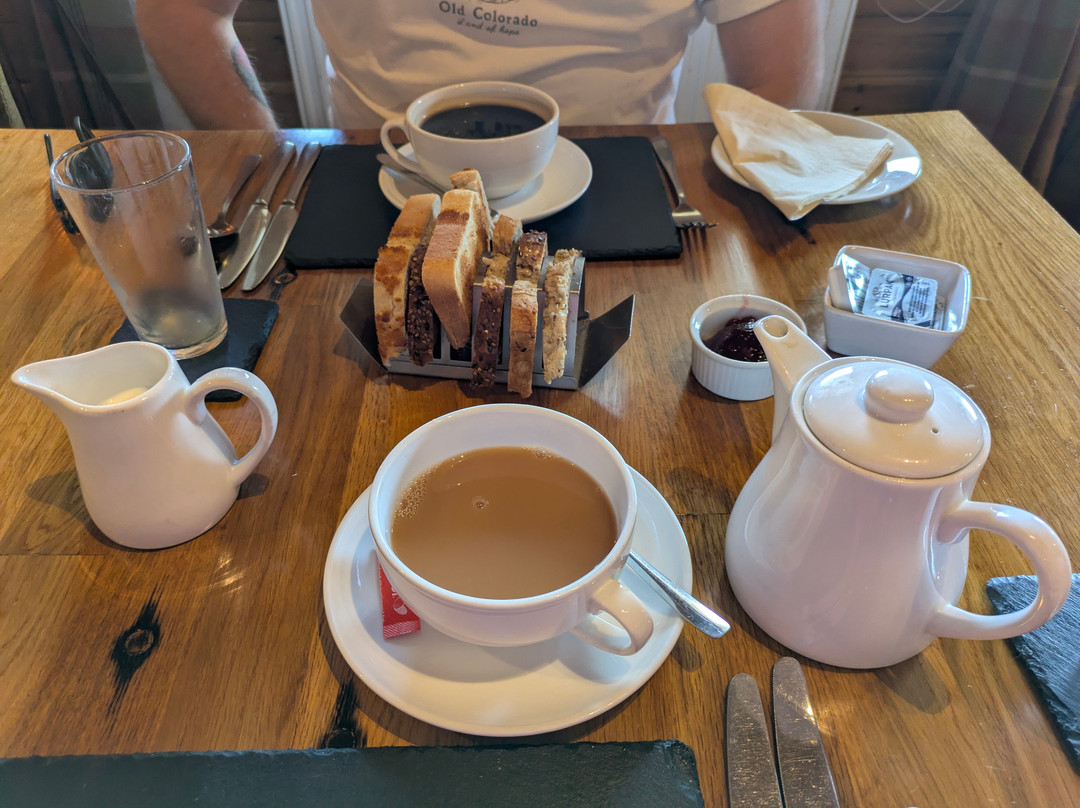 希尔农场酒店主图