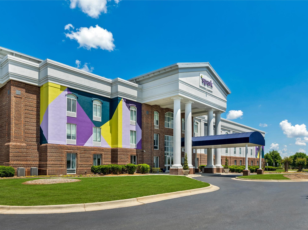 Spark by Hilton Tuscumbia Muscle Shoals