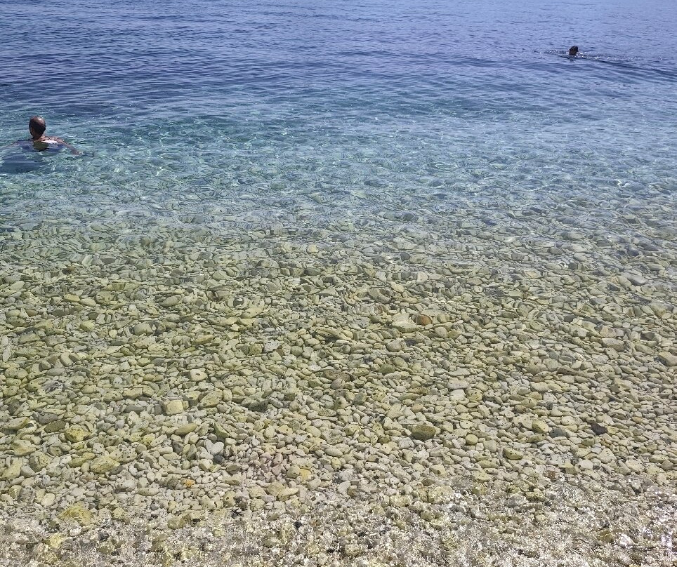 Spiaggia di Padulella-费拉约港必去景点