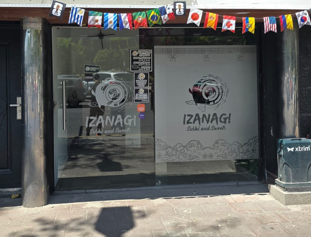 IZANAGI sushi and sweets