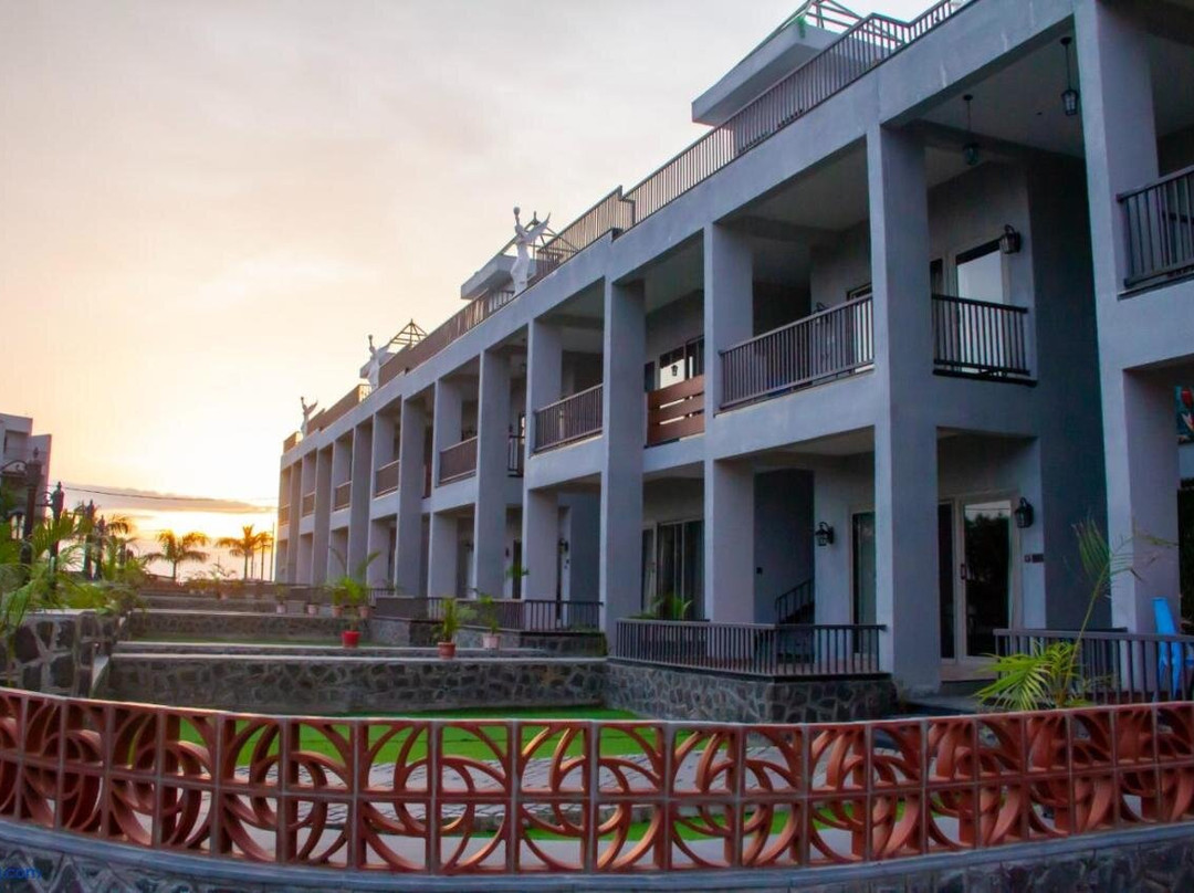 Shriji Ananda Hotel & Resort