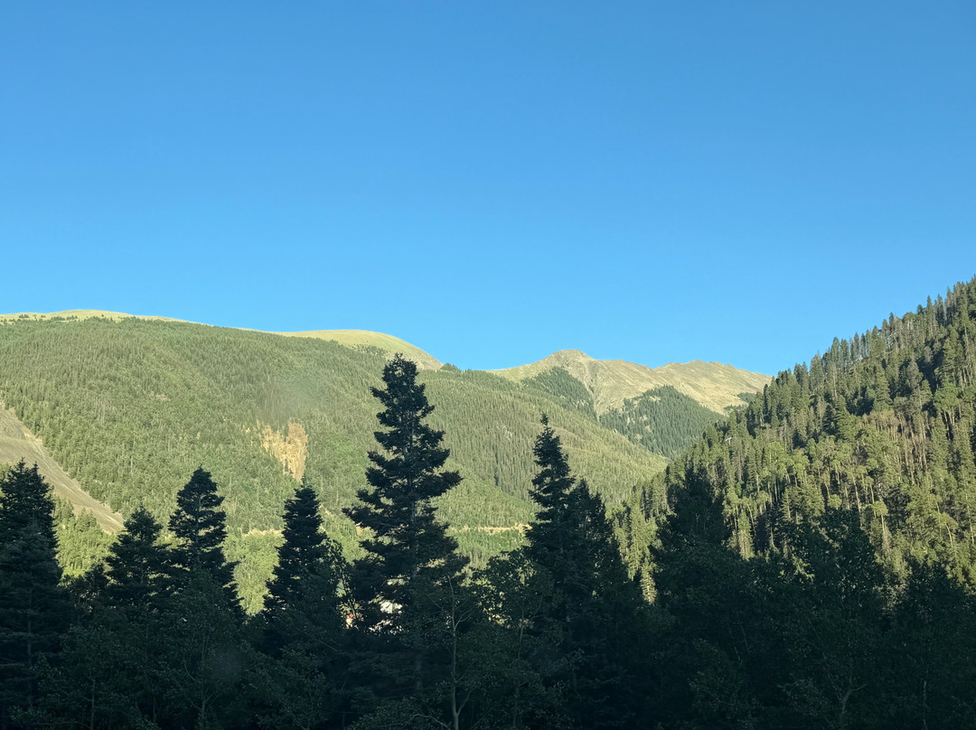 陶斯滑雪谷-Taos Ski Valley必去景点