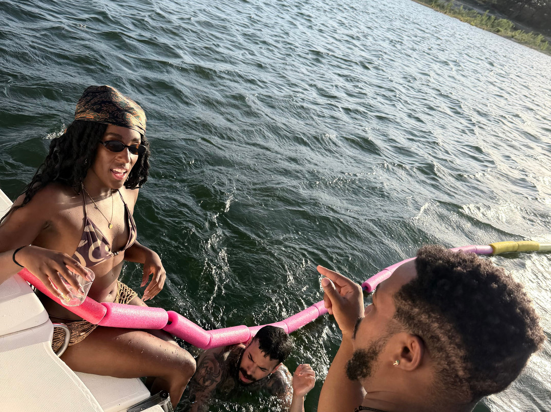 Sail Austin Charters - Private Tours-Lakeway必去景点